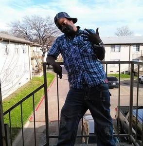 Meet your Posher, Yolanda